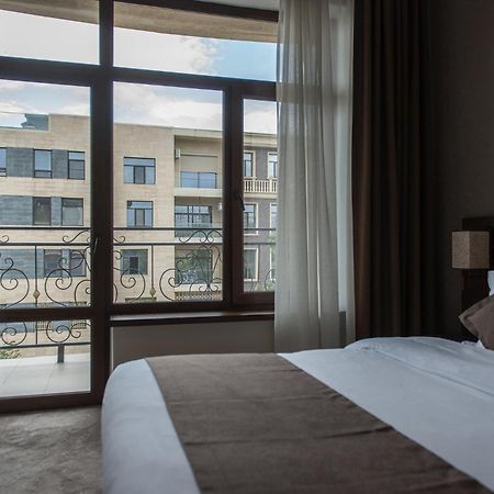 Hotel Fn Chimkent Extérieur photo