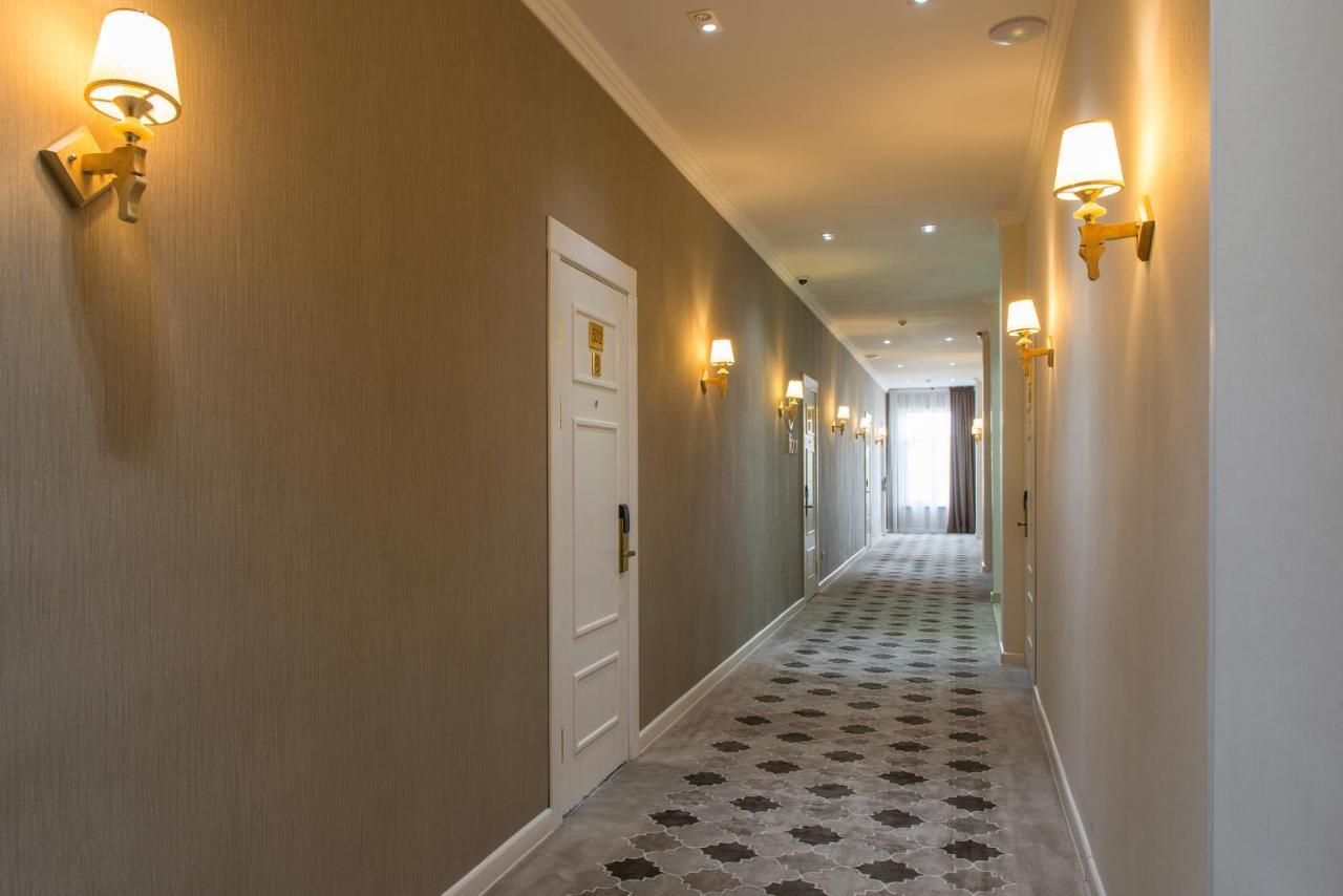 Hotel Fn Chimkent Extérieur photo